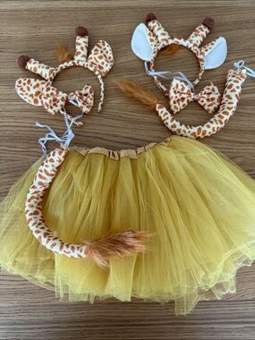 Kids Giraffe Costume Set - Yellow Tutu with Giraffe Headbands and Tail